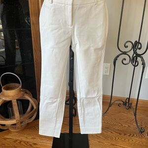 WHBM Off White Straight-Leg Slim Ankle Pants